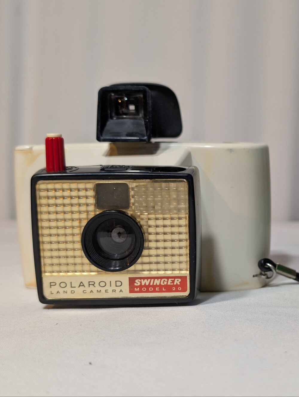 Vintage Polaroid Swinger Model 20 Instant Film Land Camera W Film & Leather Case